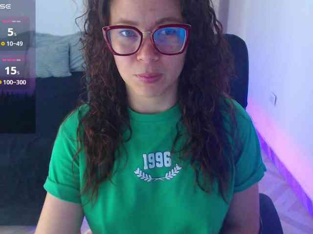 SharonAGT webcam