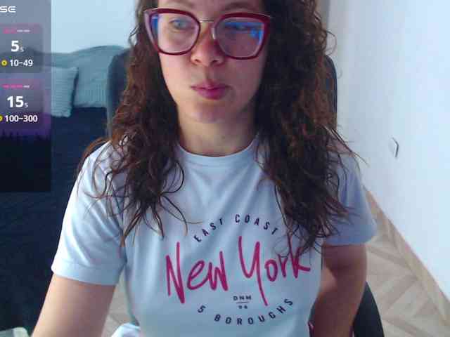 SharonAGT webcam