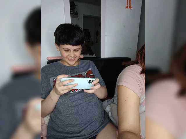 Nucitaa-14 live cam on BongaCams
