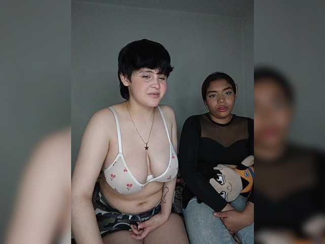 Nucitaa-14 live cam on BongaCams