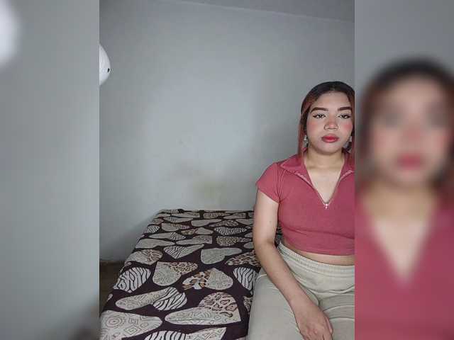 Nucitaa-14 live cam on BongaCams