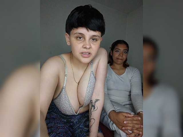 Nucitaa-14 live cam on BongaCams