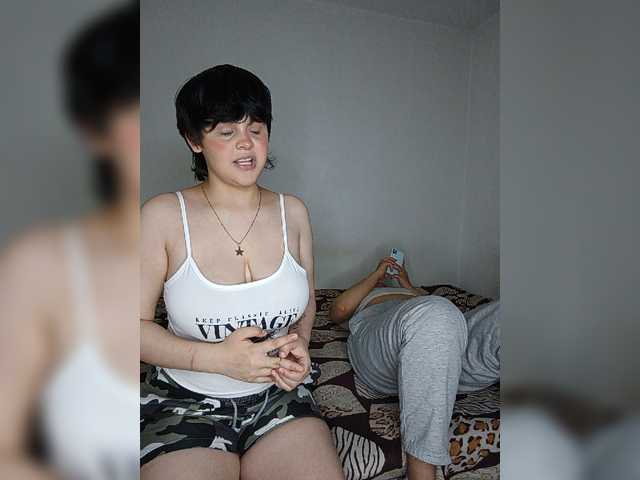 Nucitaa-14 live cam on BongaCams