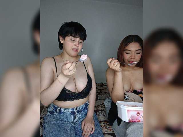 Nucitaa-14 live cam on BongaCams