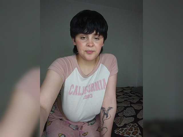 Nucitaa-14 live cam on BongaCams