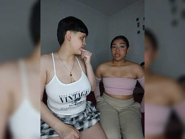 Nucitaa-14 live cam on BongaCams