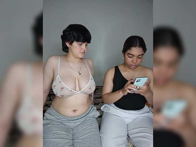 Nucitaa-14 live cam on BongaCams