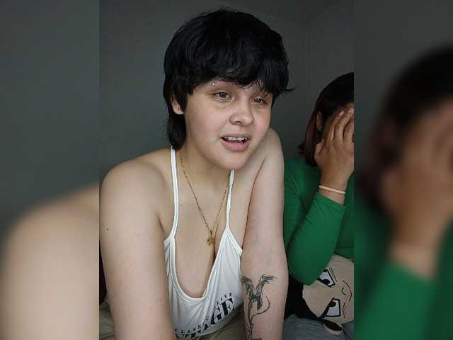 Nucitaa-14 live cam on BongaCams
