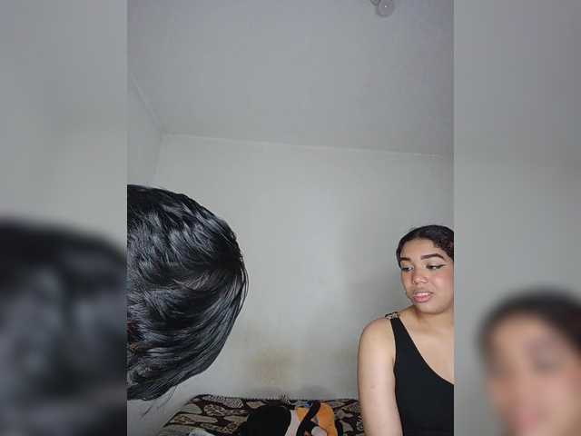 Nucitaa-14 live cam on BongaCams