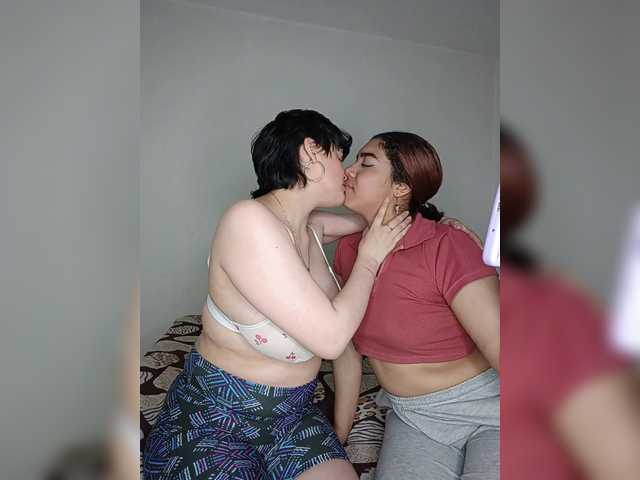 Nucitaa-14 live cam on BongaCams