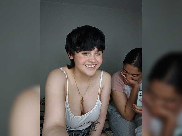 Nucitaa-14 live cam on BongaCams