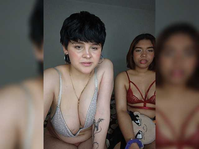 Nucitaa-14 live cam on BongaCams
