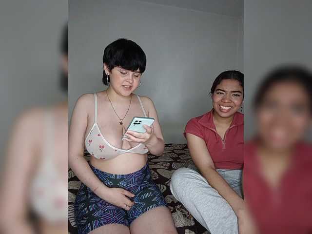 Nucitaa-14 live cam on BongaCams