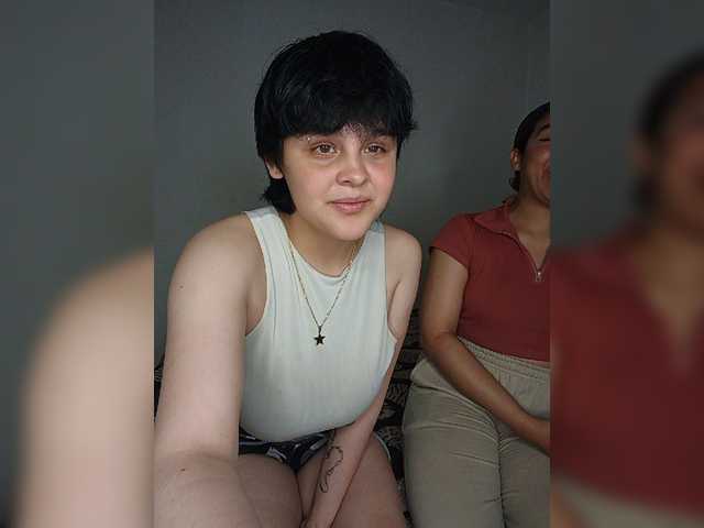 Nucitaa-14 live cam on BongaCams