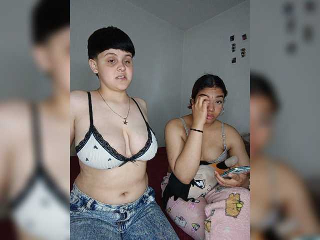 Nucitaa-14 live cam on BongaCams