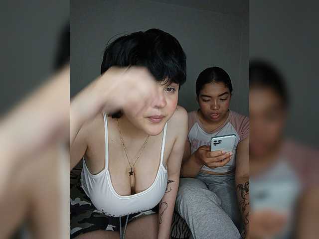Nucitaa-14 live cam on BongaCams