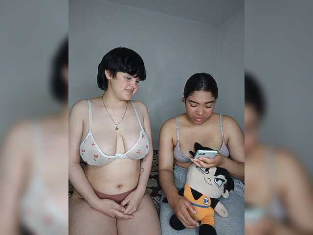 Nucitaa-14 live cam on BongaCams