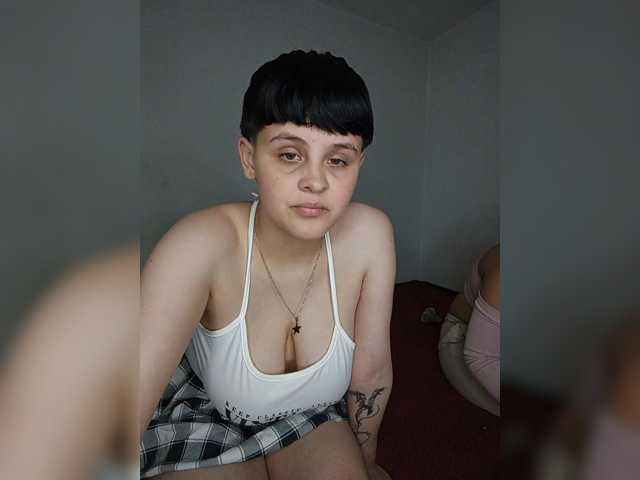 Nucitaa-14 live cam on BongaCams