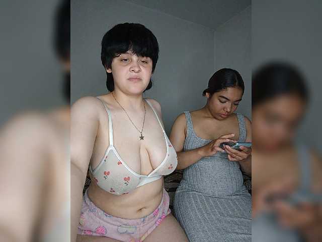 Nucitaa-14 live cam on BongaCams