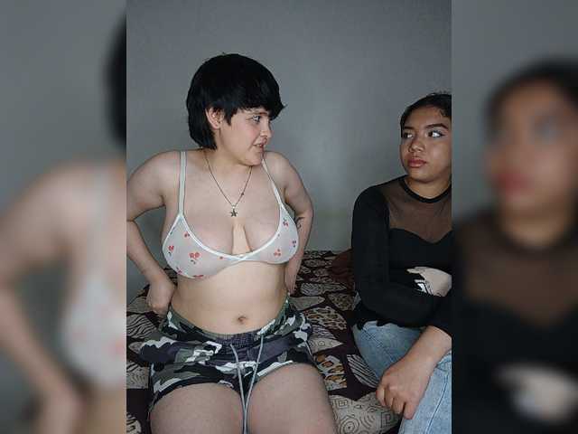 Nucitaa-14 live cam on BongaCams