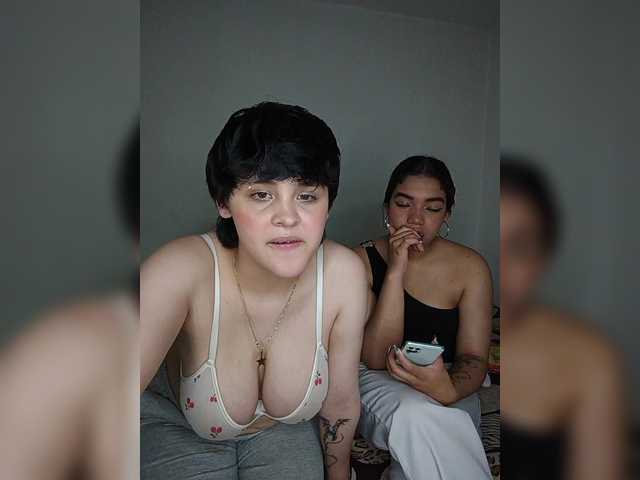 Nucitaa-14 live cam on BongaCams