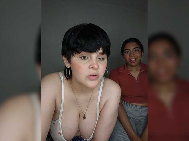 Nucitaa-14 live cam on BongaCams