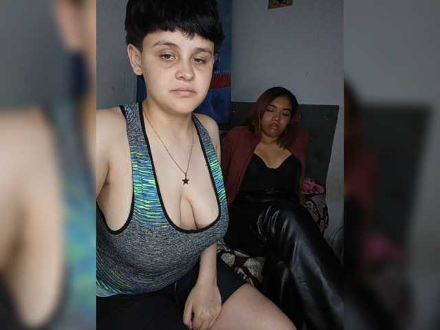 Nucitaa-14 live cam on BongaCams