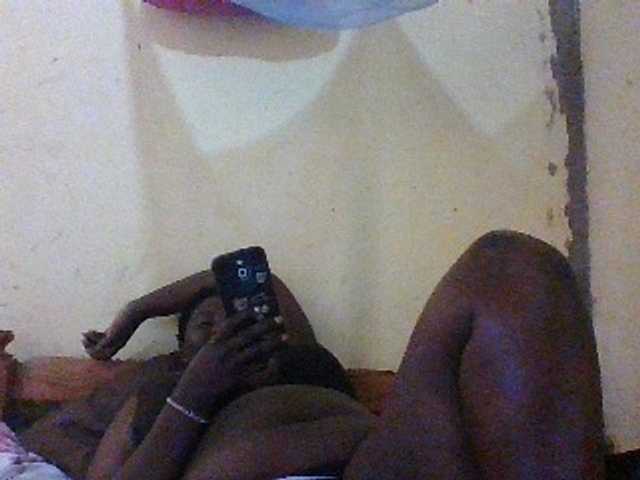 ebony-sandy