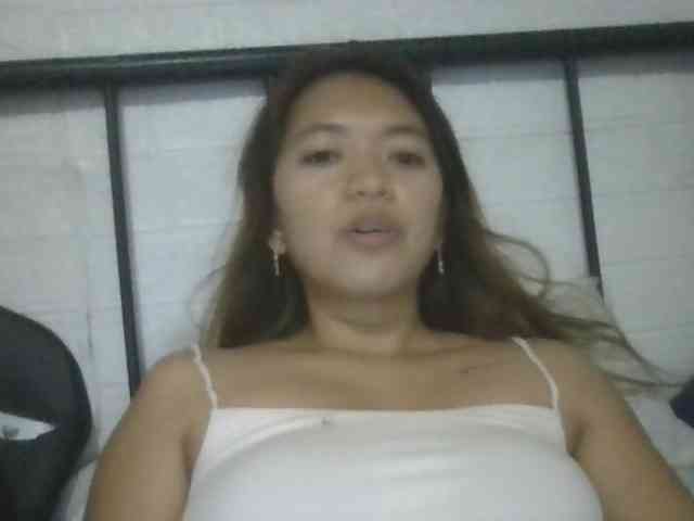 BelleChic01 webcam