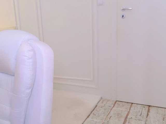 JennyX, live now on BongaCams