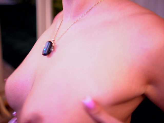 KylieKroft live cam on BongaCams