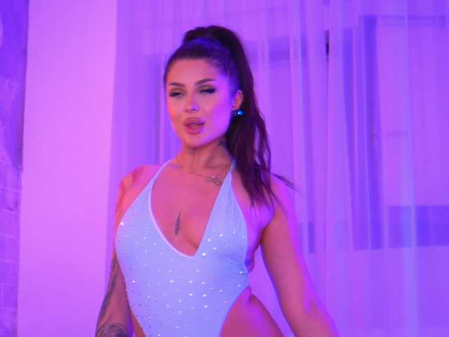 KylieKroft live cam on BongaCams