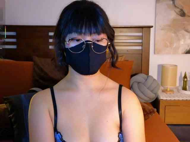 aaliyah18ally webcam