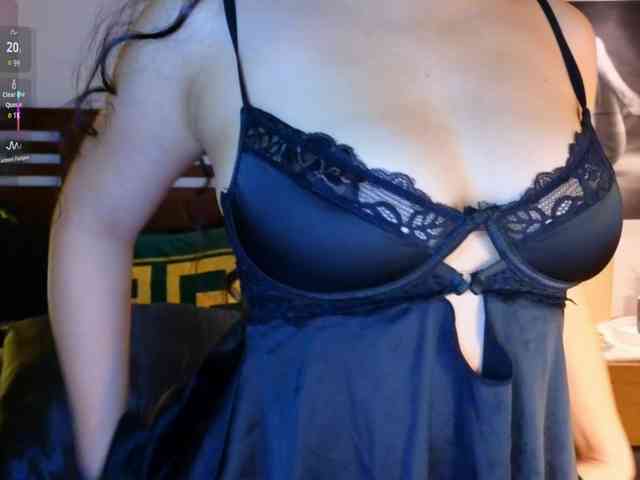 aaliyah18ally webcam