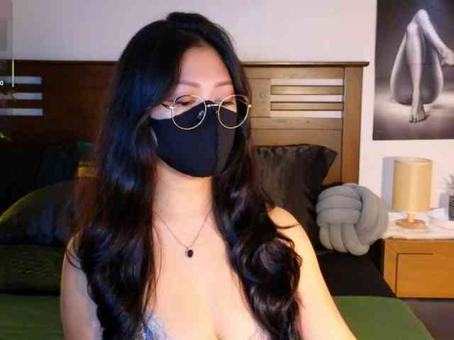 aaliyah18ally webcam