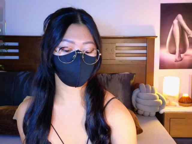 aaliyah18ally webcam