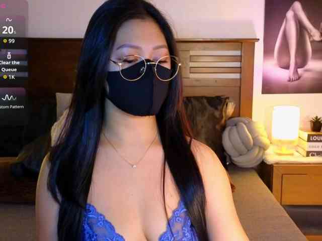 aaliyah18ally webcam
