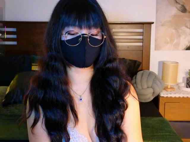 aaliyah18ally webcam