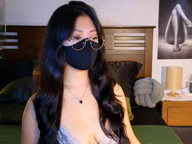 aaliyah18ally webcam