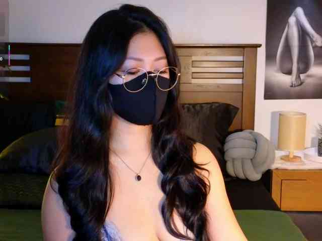 aaliyah18ally webcam