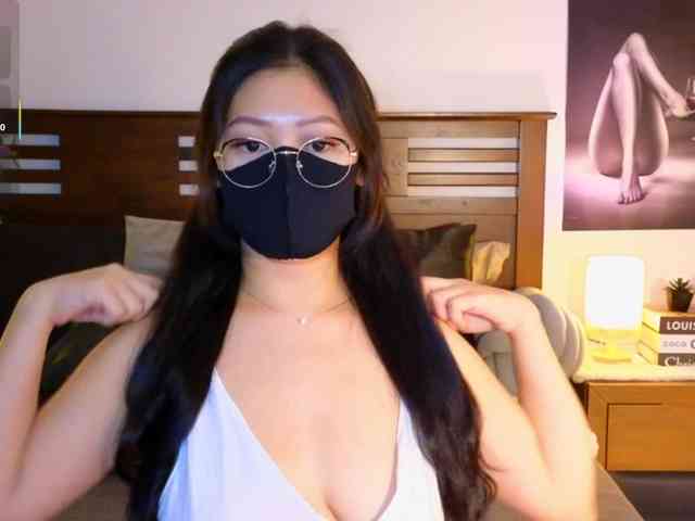 aaliyah18ally webcam