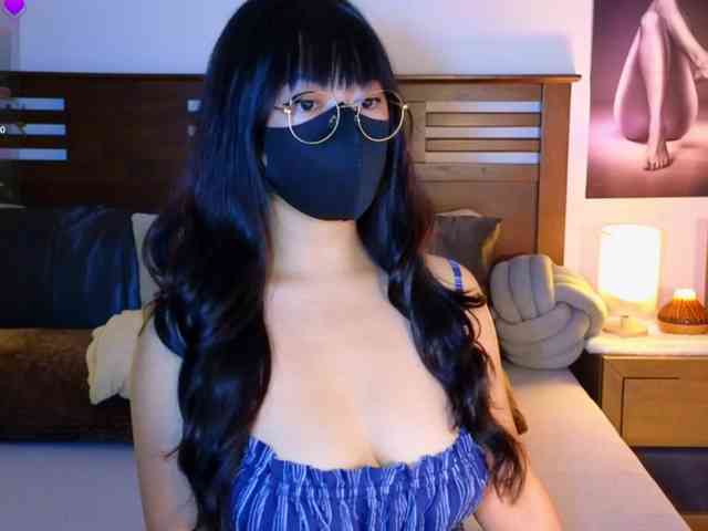 aaliyah18ally webcam