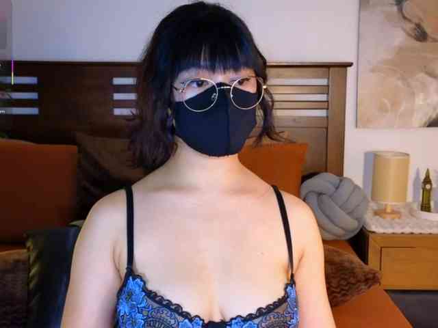 aaliyah18ally webcam