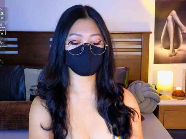 aaliyah18ally webcam