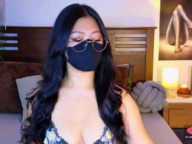 aaliyah18ally webcam