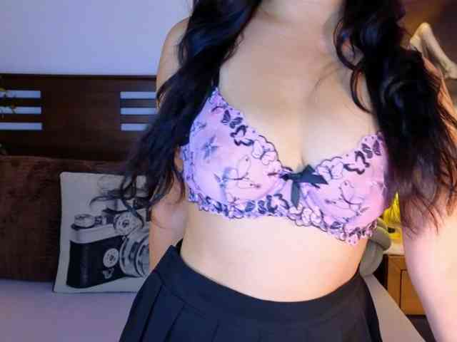 aaliyah18ally webcam