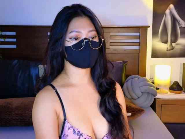 aaliyah18ally webcam