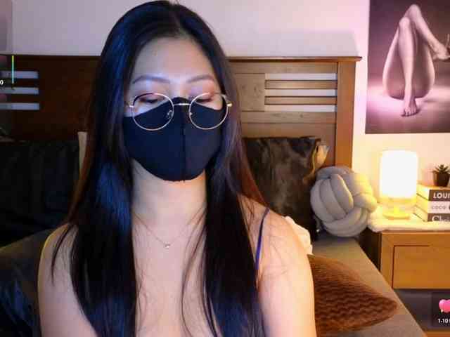 aaliyah18ally webcam