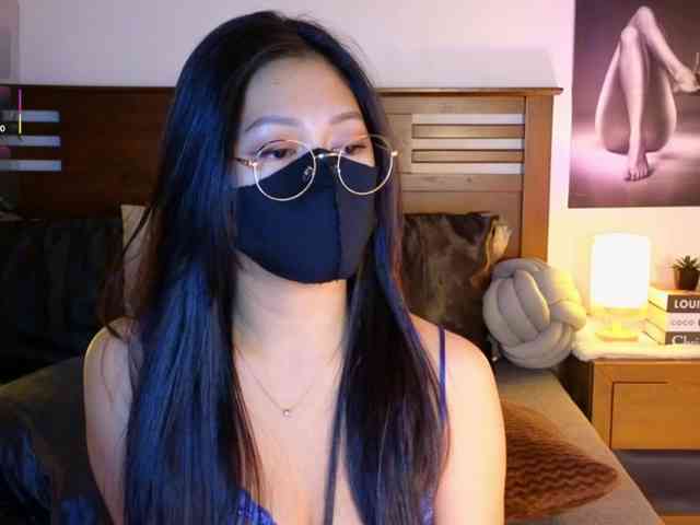 aaliyah18ally webcam