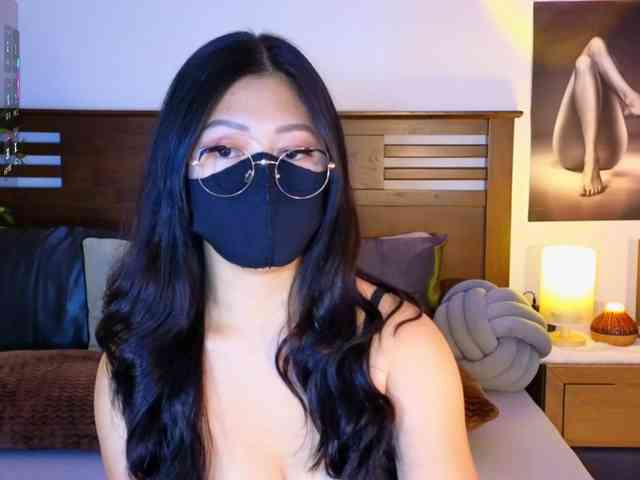 aaliyah18ally webcam